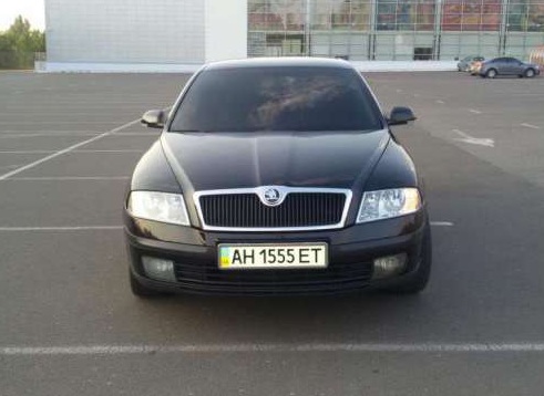 Skoda Octavia спереди