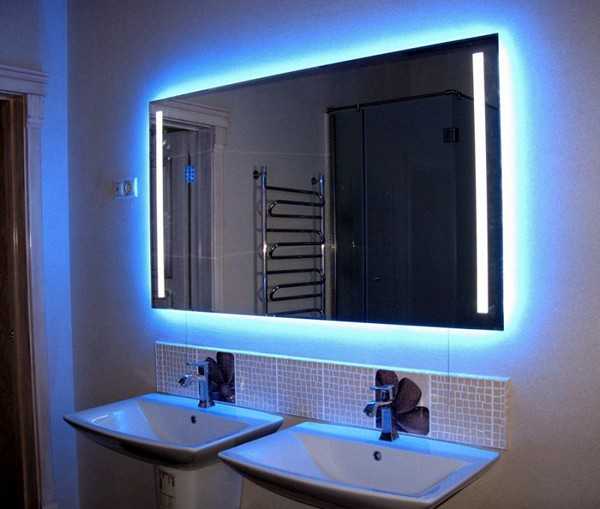 Зеркало со светодиодной подсветкой в ванную комнату